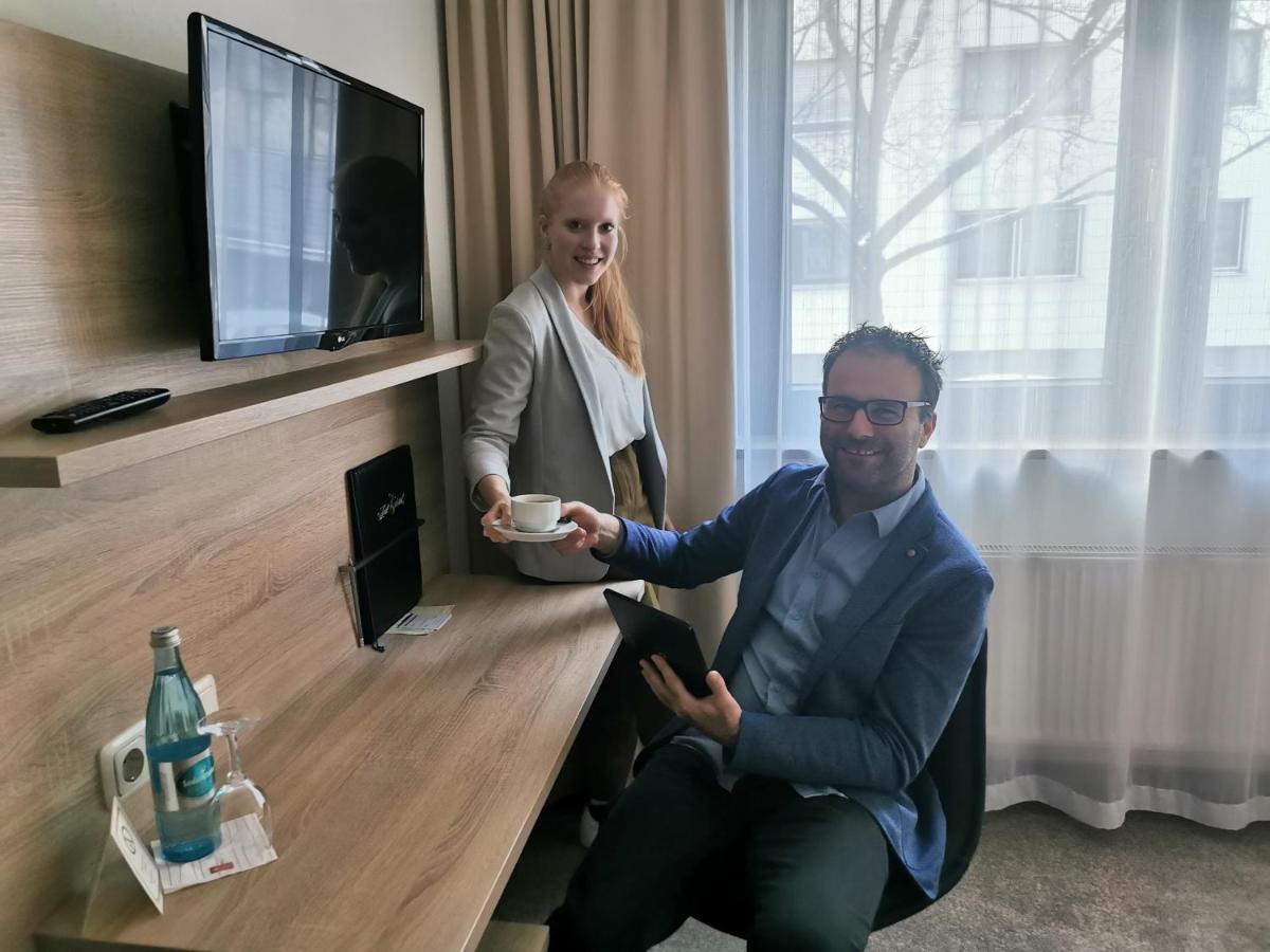 Hotel Cristal Nuremberg Luaran gambar