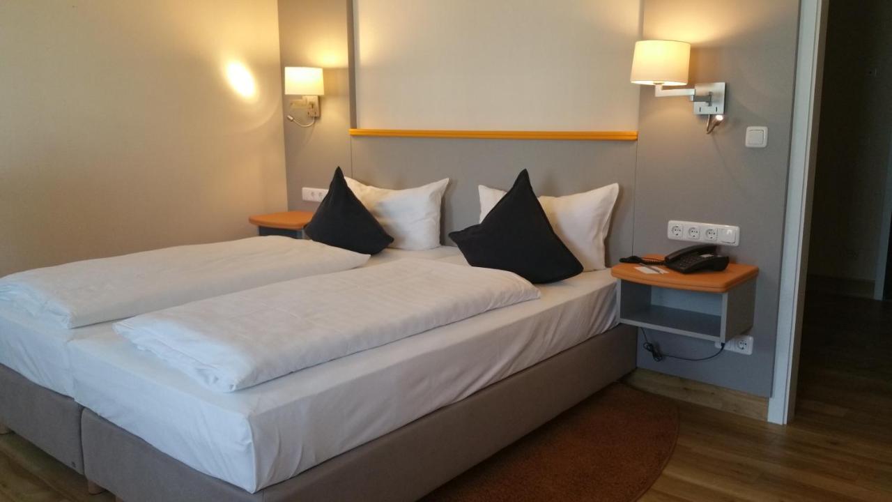 Hotel Cristal Nuremberg Luaran gambar