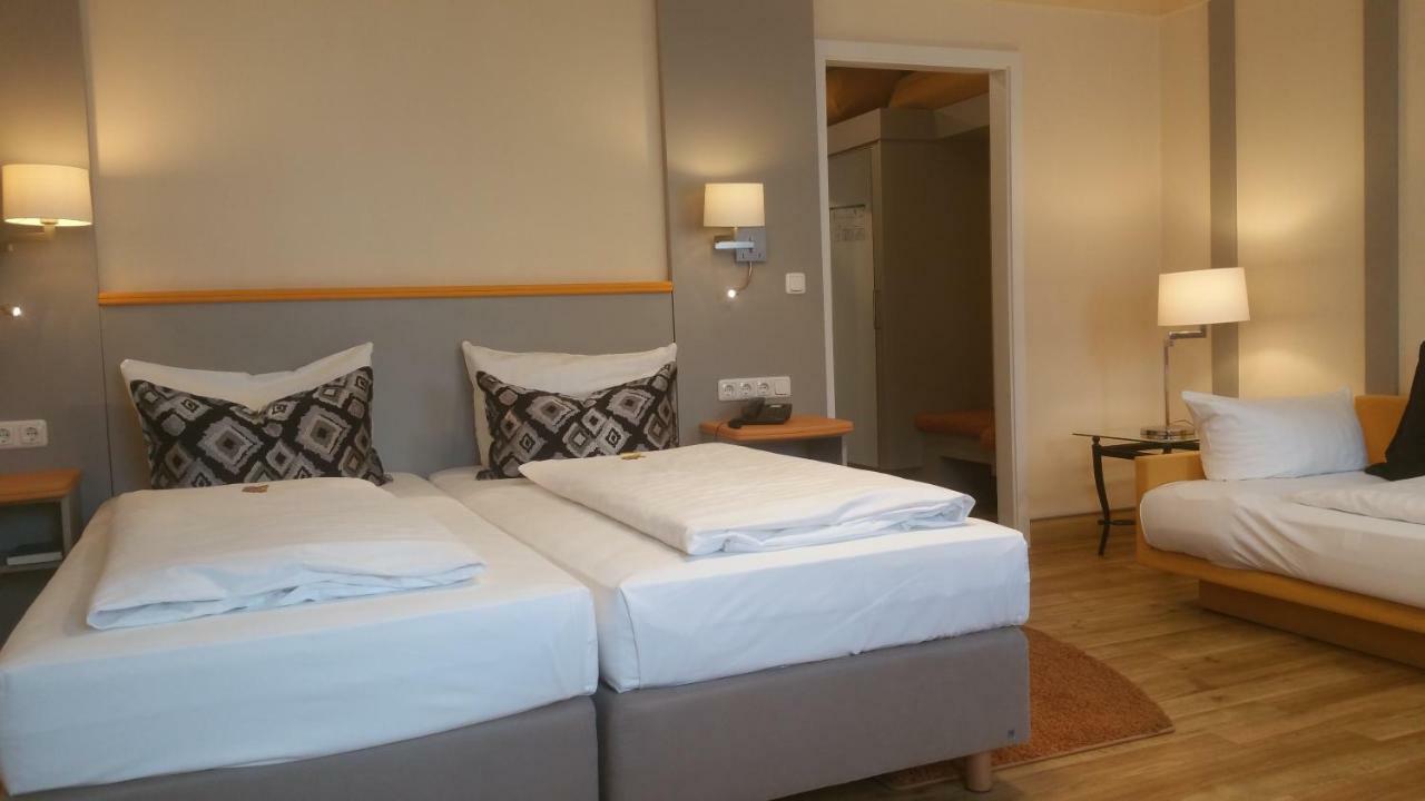 Hotel Cristal Nuremberg Luaran gambar