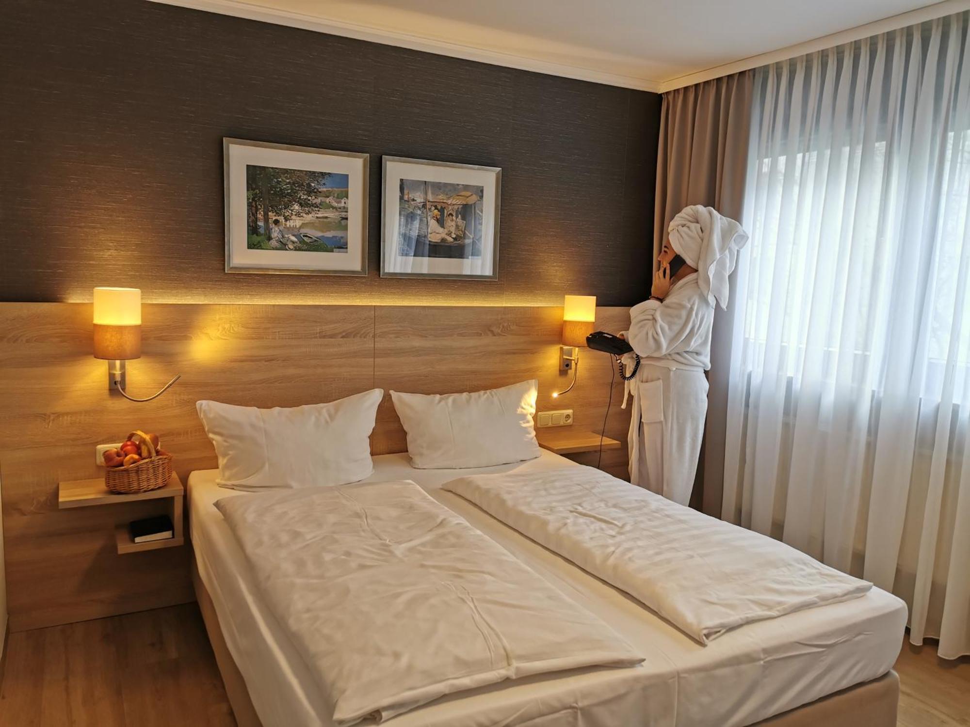 Hotel Cristal Nuremberg Luaran gambar