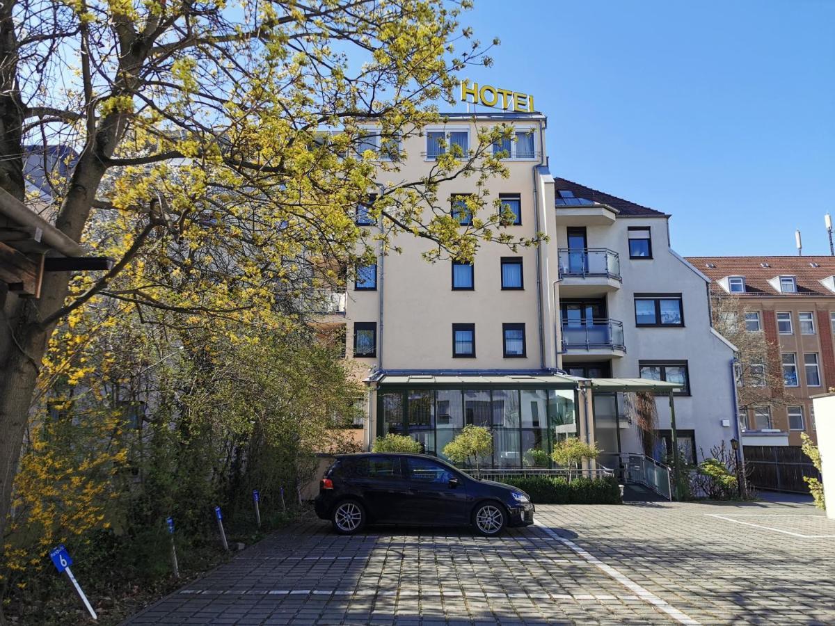 Hotel Cristal Nuremberg Luaran gambar