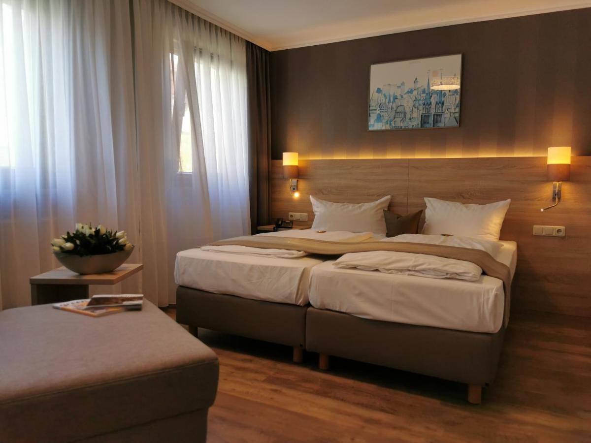 Hotel Cristal Nuremberg Luaran gambar